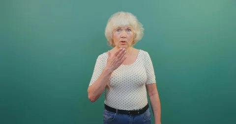 Senior lady doing shocked face Stock-Footage 114126207