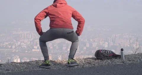 Senior man dynamic stretching Stock Footage 161568786