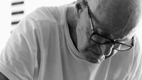 Senior man looking down. Stock-Footage 88374599