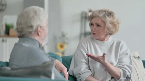 Senior Old Couple having Argument, Disagreement Video stock 148202967