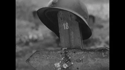Senior people remember their loved ones sacrifice - 1945 Stock Footage 101916289