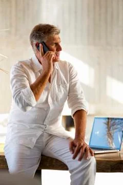 Senior phoning Stock Photos