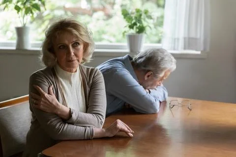 Senior spouses avoid talking having relationships problems Foto stock
