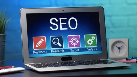 SEO Concept on a Laptop Computer Screen Видео 106409216