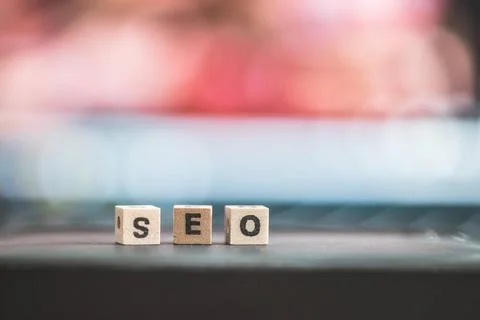 SEO Search engine optimization concept: Close up picture of wood cubes wit... Foto stock