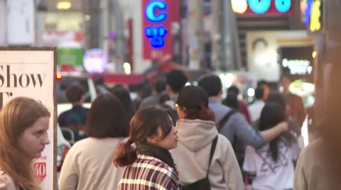 Seoul - busy sidewalk Video stock 40494936
