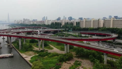 Seoul Seongsu Bridge intersection traffic flow Vídeo Stock 131752950