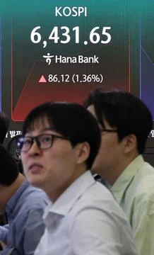 Seoul shares open higher on gains in tech stocks, Korea - 12 Aug 2026 Stock Photos