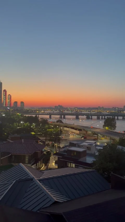 Seoul Skyline at Sunset 库存影片 284038579