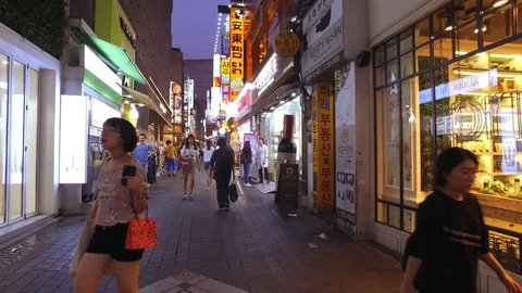 Seoul walking streets Stock Footage 122384167