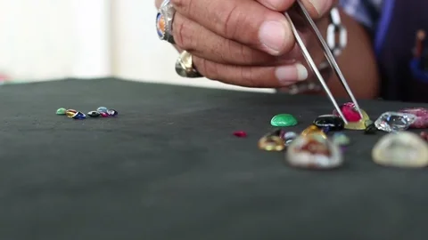 Separation Gemstones and diamond  Video stock 90177036
