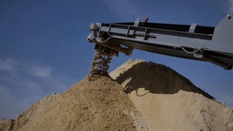 Separation of sand in construction industry. Process refinement of sand for 스톡 동영상 101031543