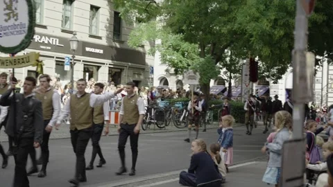 September 20, 2026. Munich, Germany. Traditional Costume and Hunters Parade 库存影片 347372425