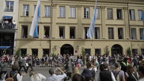 September 20, 2026. Munich, Germany. Traditional Costume and Hunters Parade 库存影片 347375459