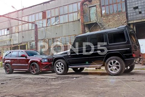 September 4, 2012, Kyiv. Mercedes-Benz G55 AMG and Jeep Grand Cherokee SRT8 Stock Photos