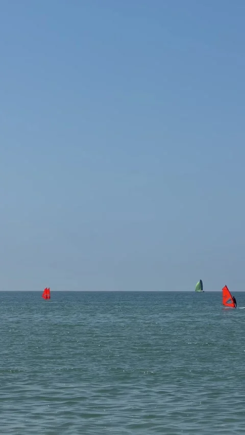 September 5, 2026 Spain Calm Sea Horizon with Buoys Vidéo 344734502
