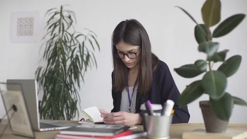 Sequence 01 Vídeos de archivo 86416851