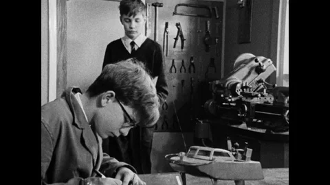Sequence clips of a physics class, london, United Kingdom, UK, 1966 Stockbeeldmateriaal 133382266