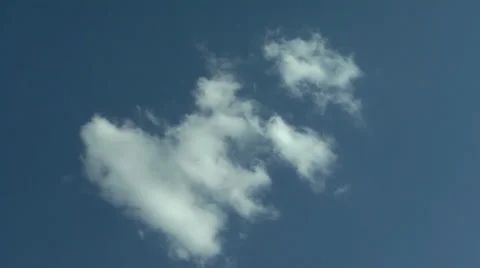 Sequence of images of clouds on video Vídeos de archivo 35251904