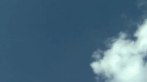 Sequence of images of clouds on video Vídeos de archivo 35252043