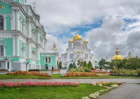 Seraphim-Diveyevo Convent, one of the largest, frequently visited monasteries Stock Photos