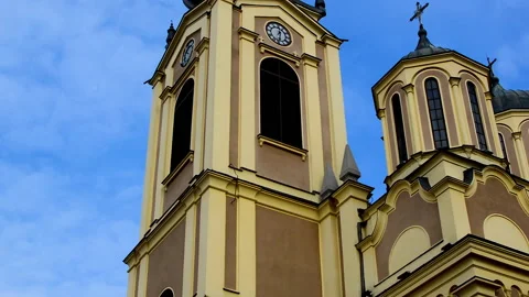 The Serbian Orthodox Cathedral with clock tower in Sarajevo. Vidéo 152699149