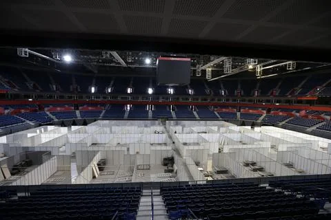 Serbian troops transform multi-purpose arena into makeshift field hospital for c Stock Photos