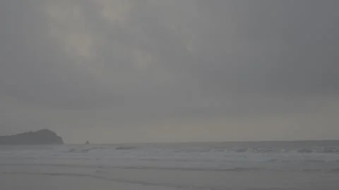 Serene Morning Sea with Rolling Waves and Cloudy Sky-vlog Stock Footage 336797600