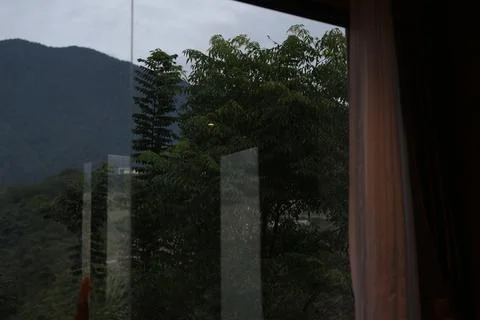 Serene Mountain View from a Window Stock-Fotos
