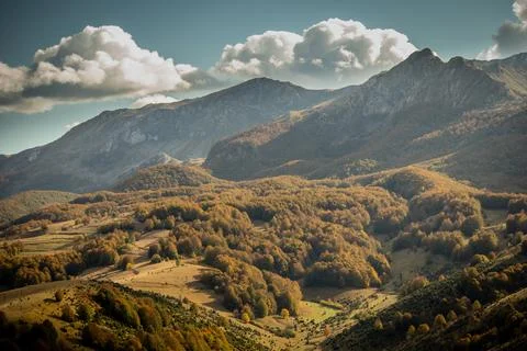 Serene Sunrays Over the Mountain Stock Photos