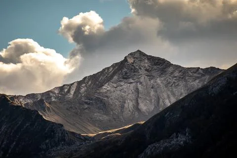 Serene Sunrays Over the Mountain Stock Photos