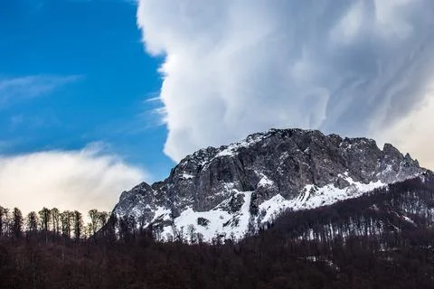 Serene Sunrays Over the Mountain Stock Photos