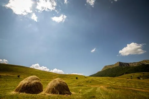 Serene Sunrays Over the Mountain Stock Photos