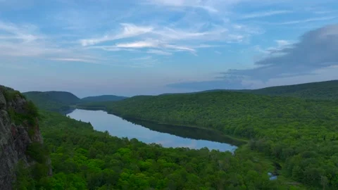 Serene Sunset Over the Lake of the Clouds in the Porcupine Mountains 動画素材 282070773