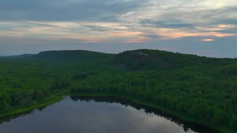 Serene Sunset Over the Lake of the Clouds in the Porcupine Mountains 動画素材 282070916