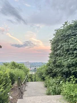 Serenity at dusk looking down Mount Adams Steps in Cincinnati Fotos de archivo