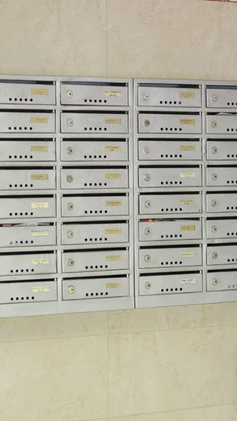 Series of three frames showing a row of mailboxes with varying visible details Stockbeeldmateriaal 341438212