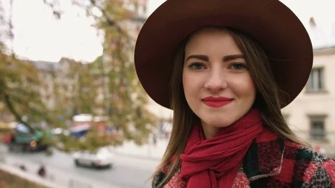 Serious businesswoman looking to camera in city Stock Footage