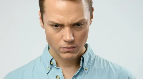 Serious man extreme close up Vídeo Stock 42240341