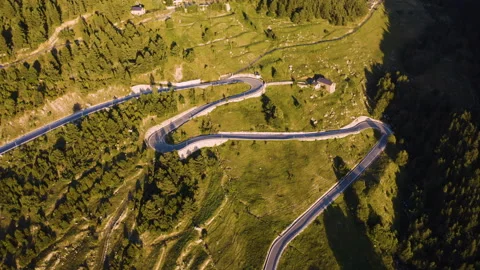 Serpantine in the Pyrenees mountains during sunset, Andorra - France 스톡 동영상 139494631