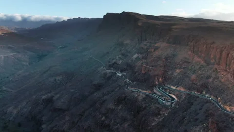 Serpentine In The Mountains Video stock 151419567