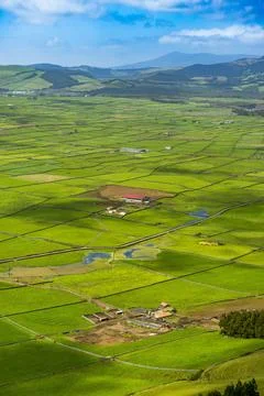 Serra do Cume Viewpoint overlooking the patchwork green pastures Island of 스톡 사진