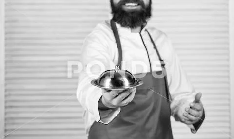 Serve food. Cuisine culinary. man holds kitchen dish tray in restaurant. Healthy Stock-Fotos
