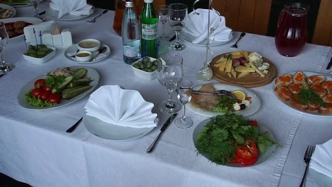 Served banquet table. Video stock 76595958