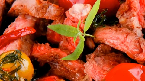 Served beef slices on dish 스톡 동영상 33963353