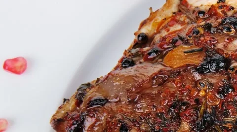 Served grilled ribs rack Vídeos de archivo 54498762