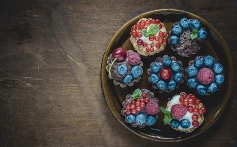 Served mini tarts Foto stock
