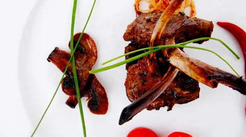 Served ribs on plate Vídeos de archivo 30601017