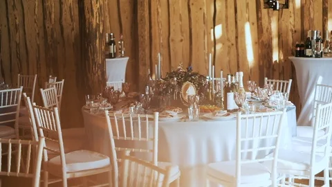 Served Table For Guests At The Wedding. Video stock 108585504