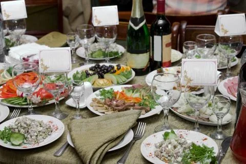 The served table 스톡 사진